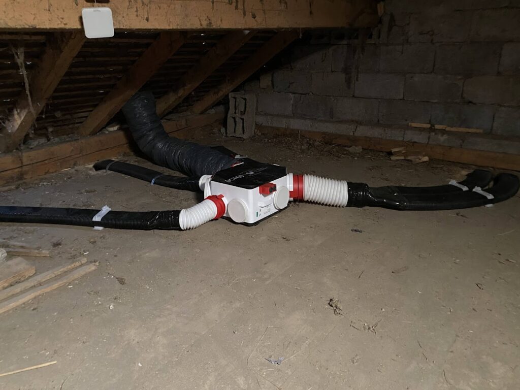 Installation d'une VMC Simple Flux à Evian