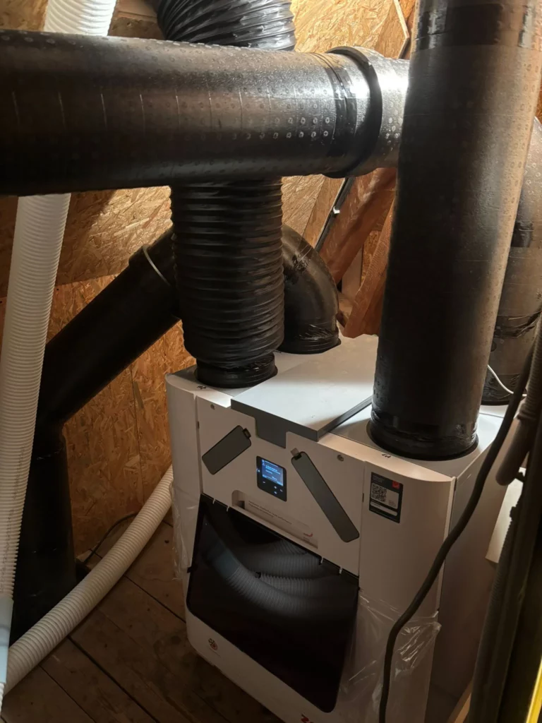 Mise en service d'une VMC double flux Zehnder avec écran de contrôle à Thonon-les-Bains.
